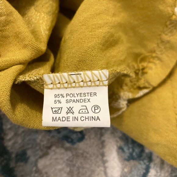 A13 Yellow Floral Blouse Daisy Embroidered Front Tie Top Short Sleeve sz Small - Picture 10 of 12